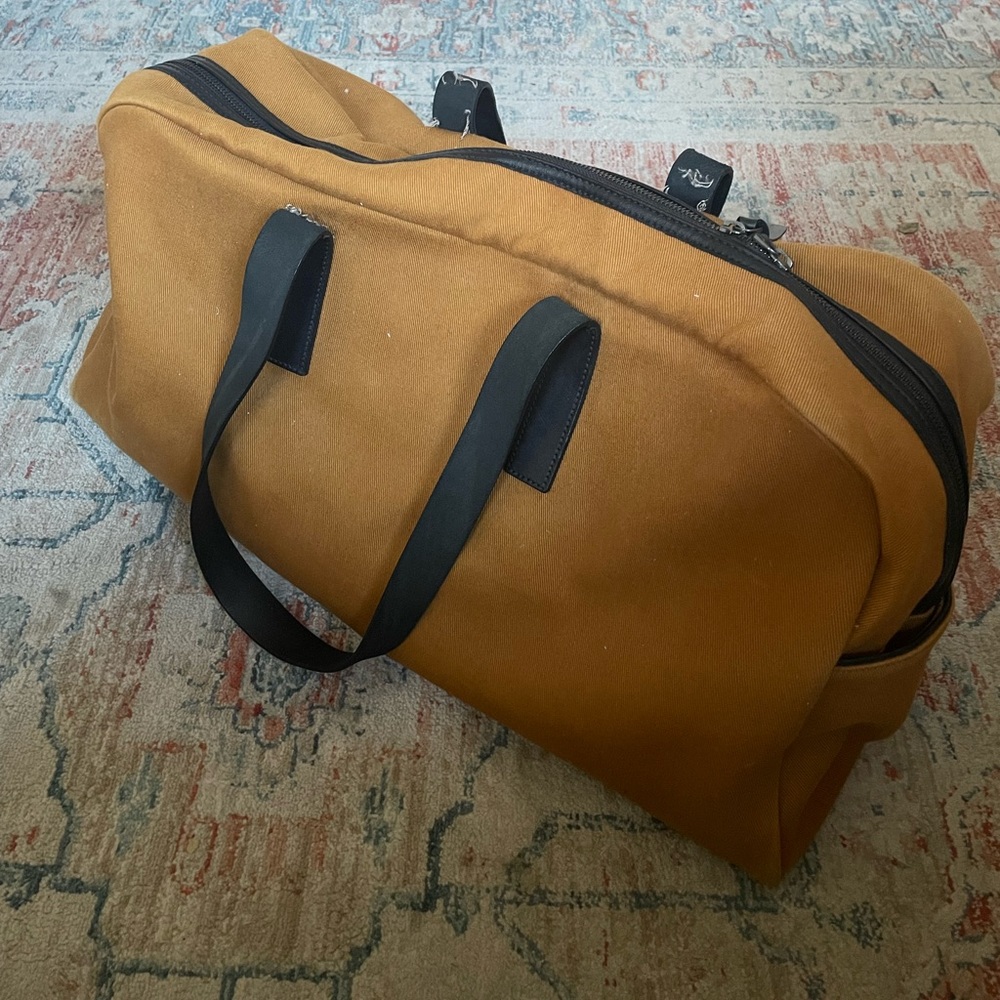 Everlane Canvas Weekender Duffel w Leather Straps